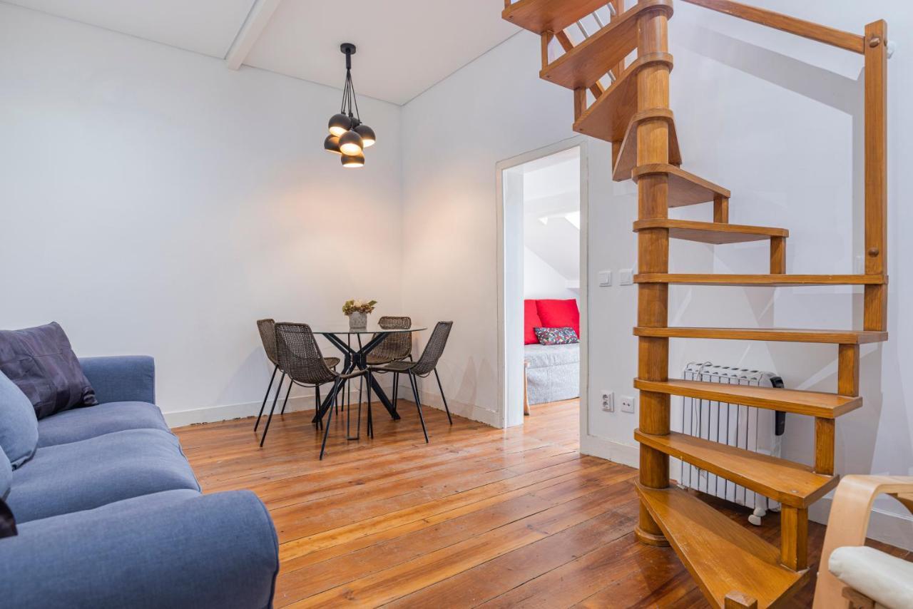 Alfama 2Bdr Duplex Apartment W/ Balcony By Lovelystay Lisbon Luaran gambar