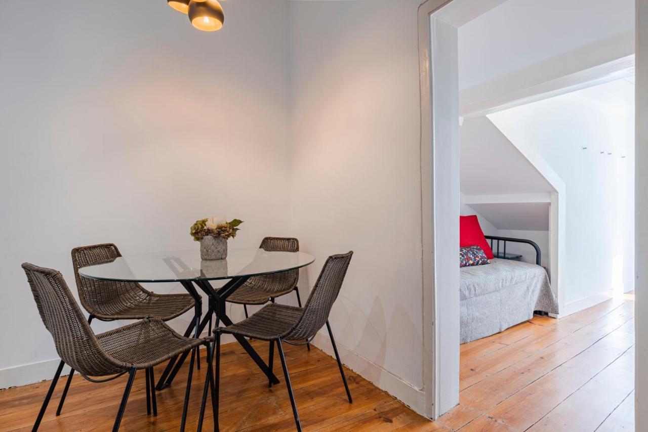 Alfama 2Bdr Duplex Apartment W/ Balcony By Lovelystay Lisbon Luaran gambar