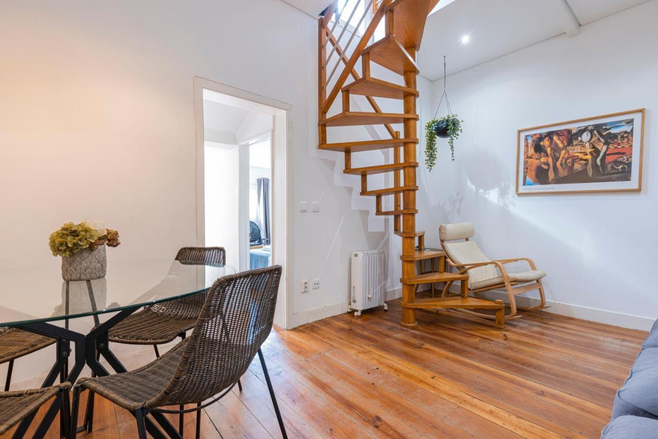 Alfama 2Bdr Duplex Apartment W/ Balcony By Lovelystay Lisbon Luaran gambar